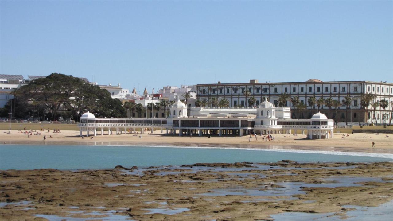 Hotel Regio 2 Cádiz Exterior foto